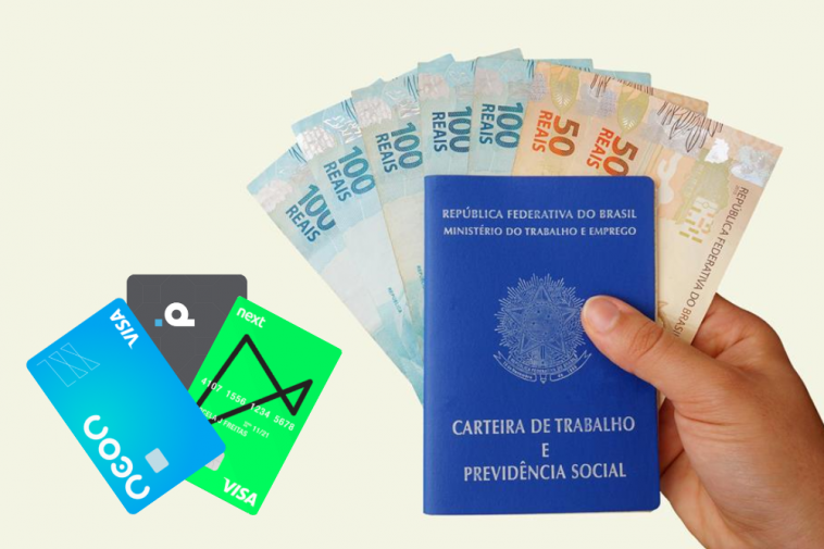 mão segurando carteira de trabalho com dinheiro dentro e ao lado cartões do banco Pan, Next e Neon, indicando qual cartão de crédito para quem ganha salário mínimo