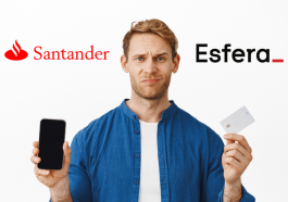 Homem cliente do banco descontente mostrando a tela do smartphone e cartão de crédito, simbolizando o problema ao transferir pontos Esfera nos cartões Santander