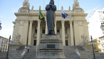Saiba o que vai funcionar no feriado de Tiradentes
