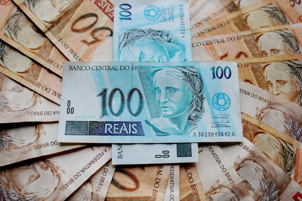 Como consultar e resgatar dinheiro esquecido em bancos no Brasil