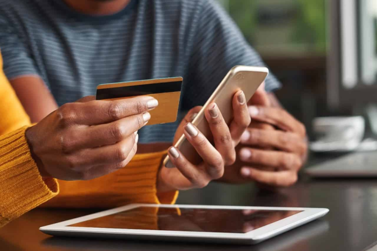 Como pedir um cartão de crédito pela internet: passo a passo